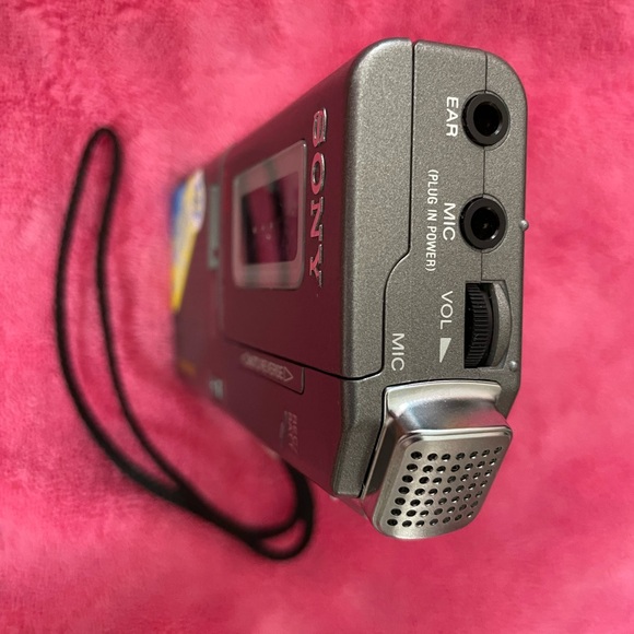 New, Sony microcassette recorder VOR M-730V. Not in box but new - Picture 2 of 6